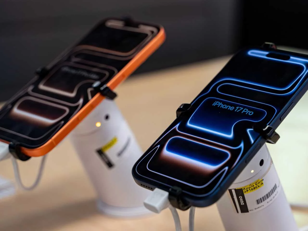 Malika bozorida iPhone 17’ning 28-oktyabrdagi narxlari e’lon qilindi