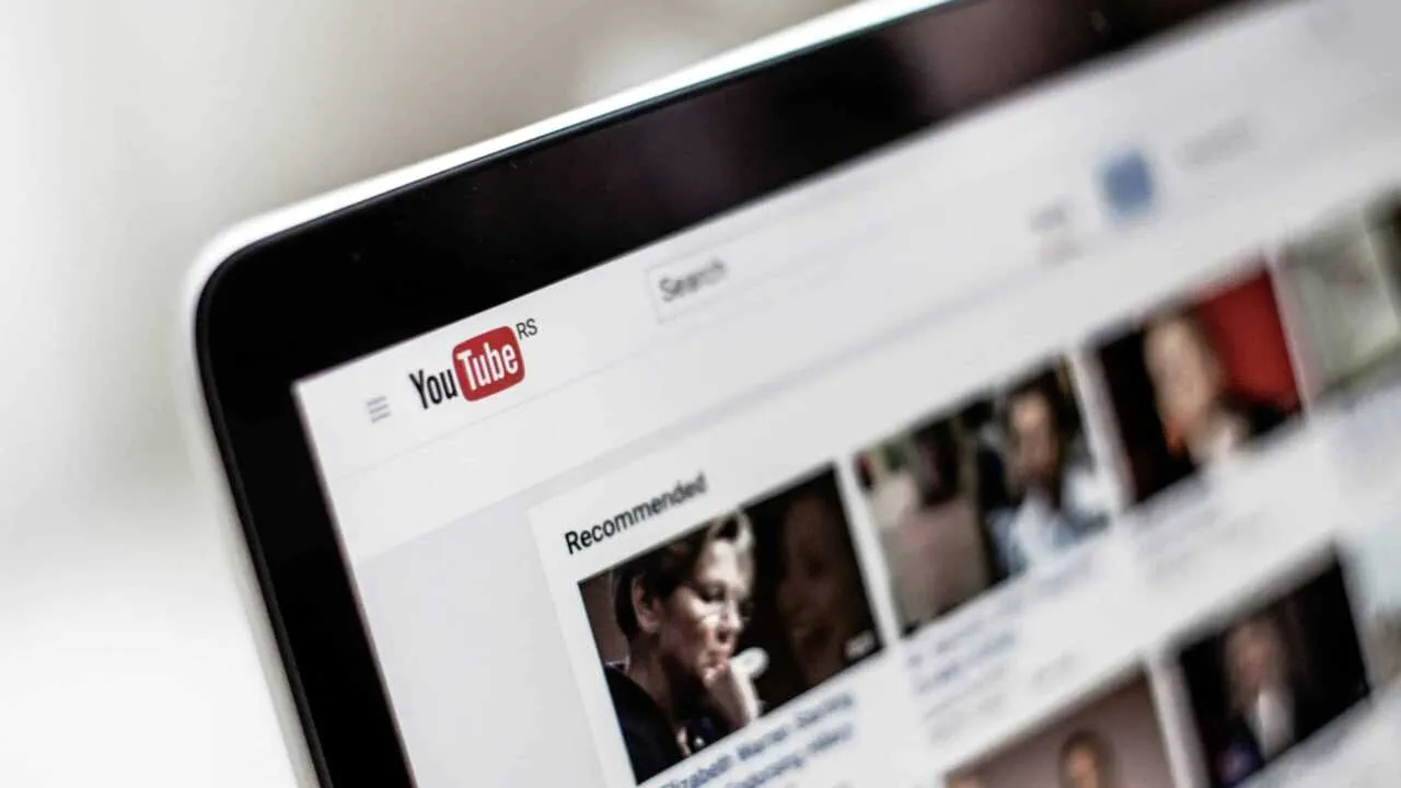 YouTube ruscha avtomatik dublyajni ishga tushirdi