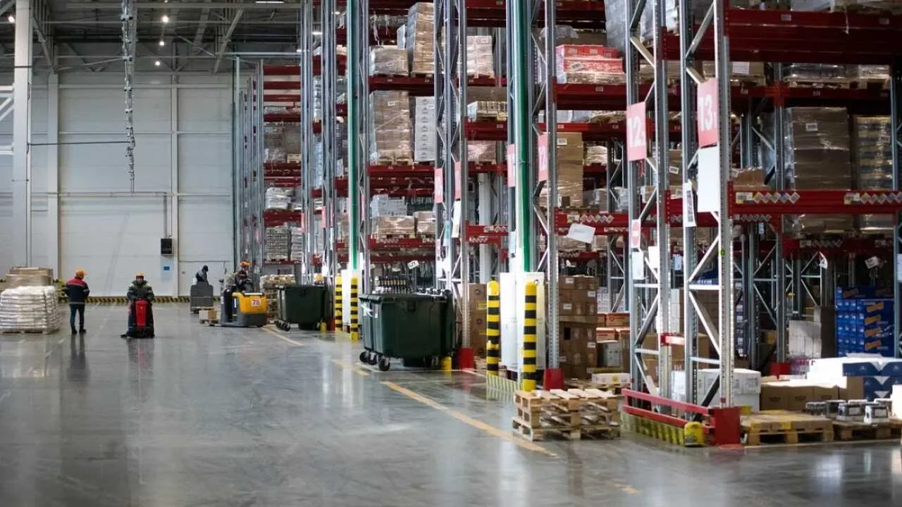 Xitoy eksporti sakkiz oydan keyin pasaydi