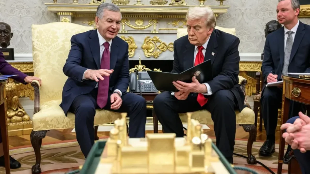 Shavkat Mirziyoyev Donald Trampga ikkita sovg‘a berdi, ular nima edi?
