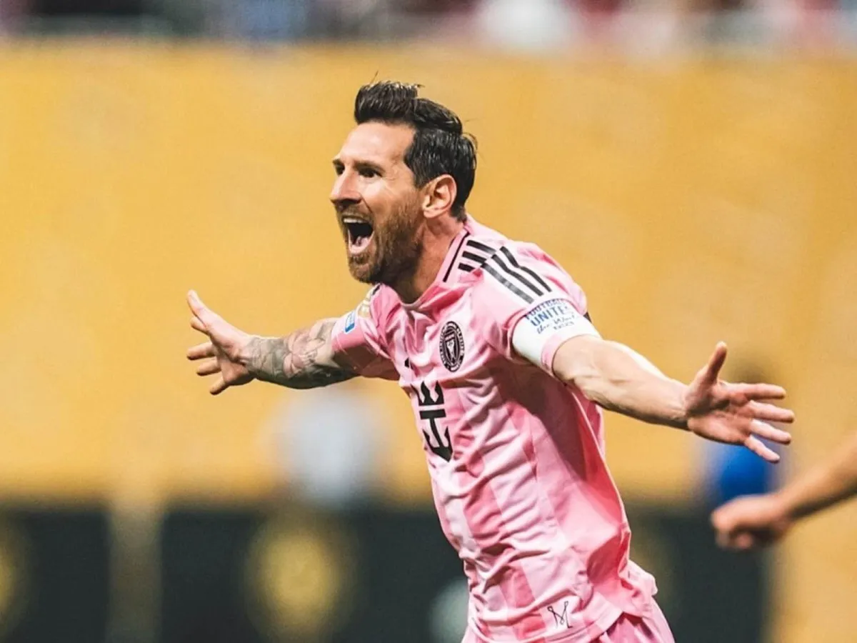 Messi Barselonaga qaytib keldi