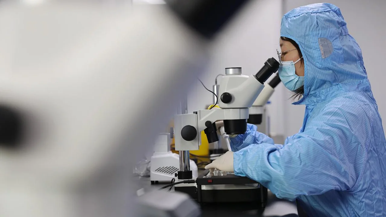 Xitoy olimlari inson umrini 120-yilgacha uzaytiruvchi dori yaratmoqda