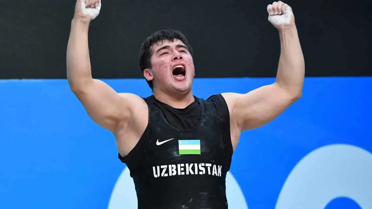 Sarvar Zafarjonov Er-Riyodda kumush medal oldi