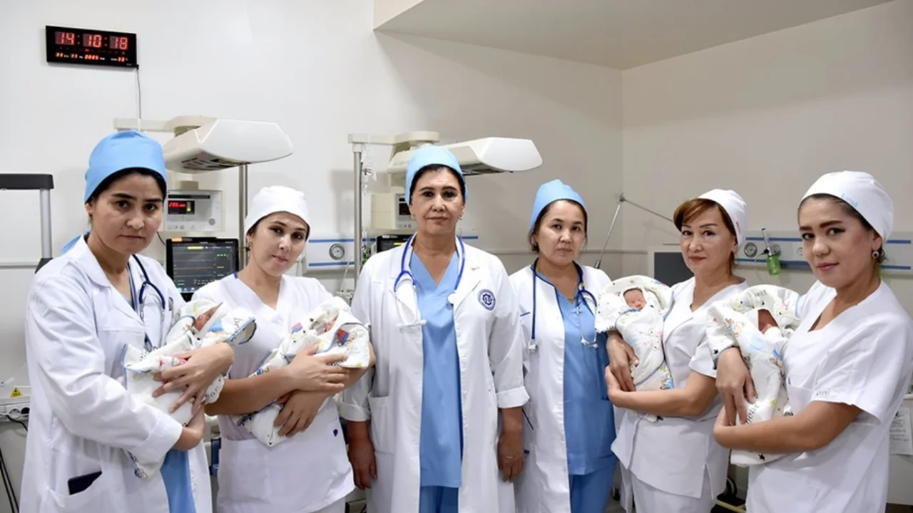 Qashqadaryoda mo‘jiza: bir ona bir yo‘la to‘rt qiz tug‘di!