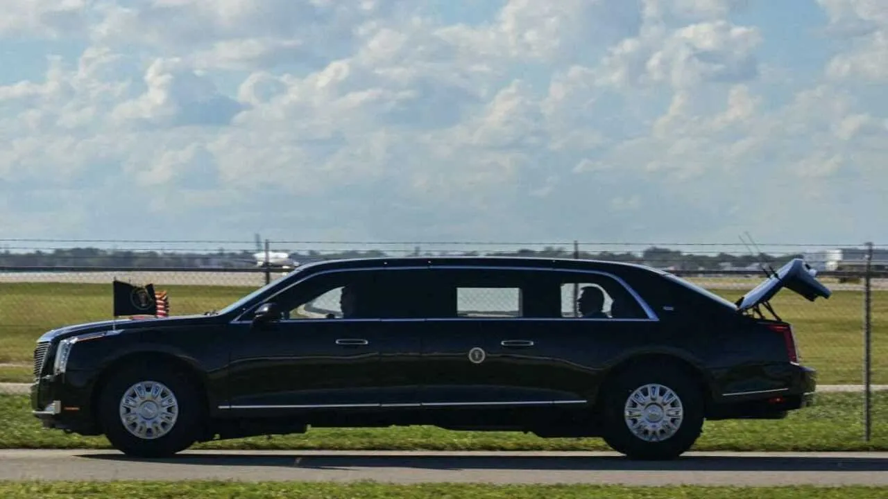 Tramp limuzini ochiq yukxona bilan harakat qildi