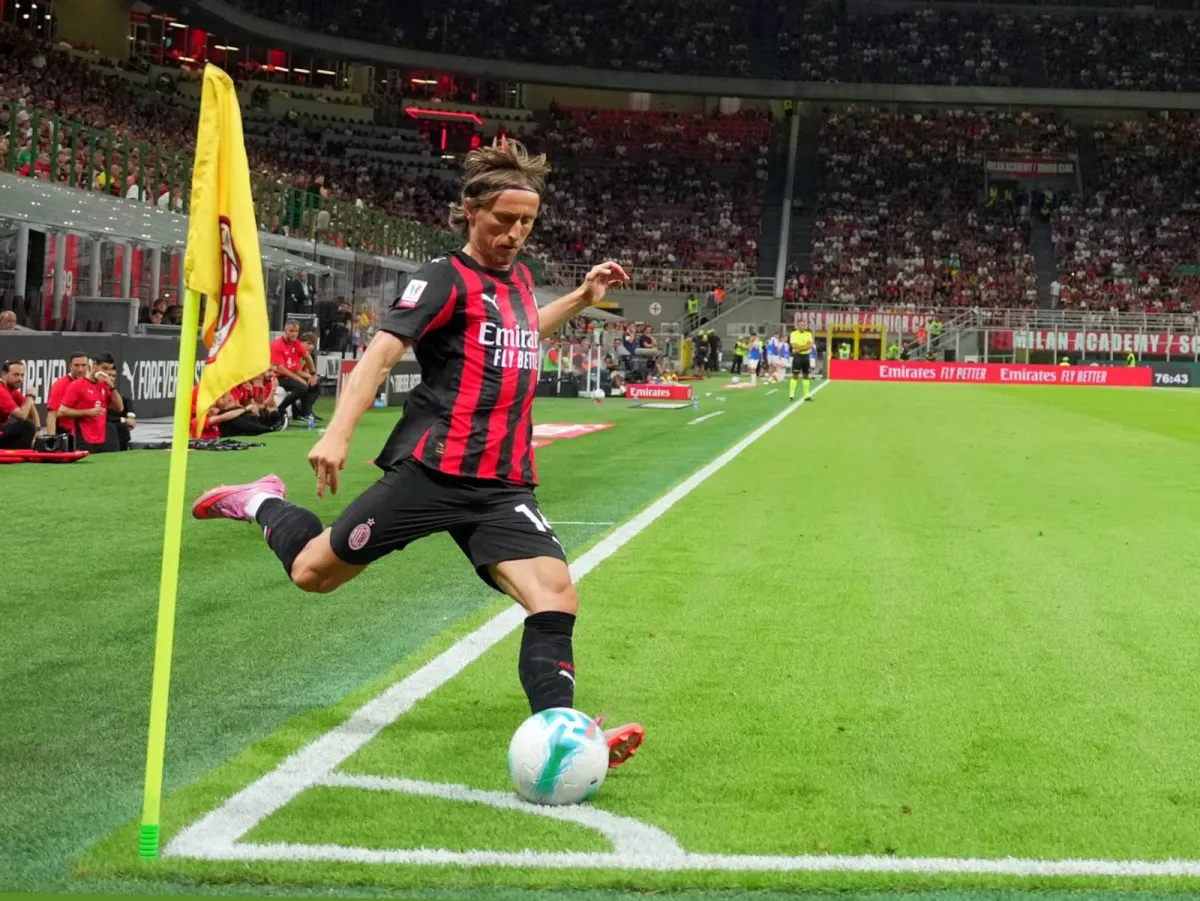 Milan Modrichning kelajagi yuzasidan qaror qildi