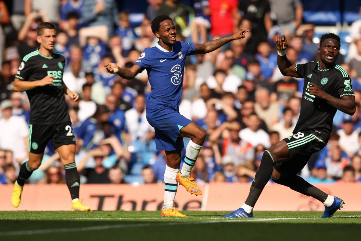 Sterling talonchilik qurboni bo‘ldi