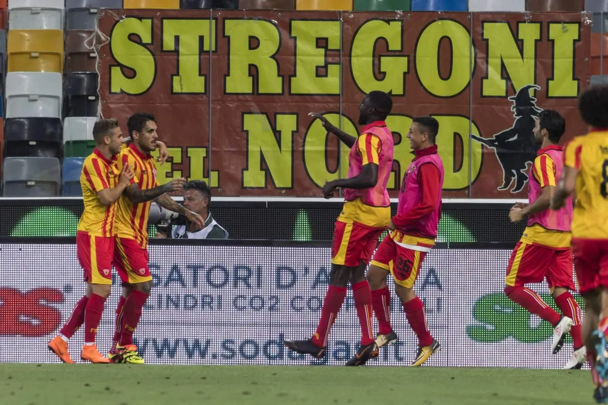 Benevento bosh murabbiyini isteʼfoga chiqardi
