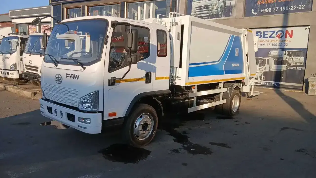 Toshkentda chiqindi mashinalariga GPS nazorat joriy qilindi