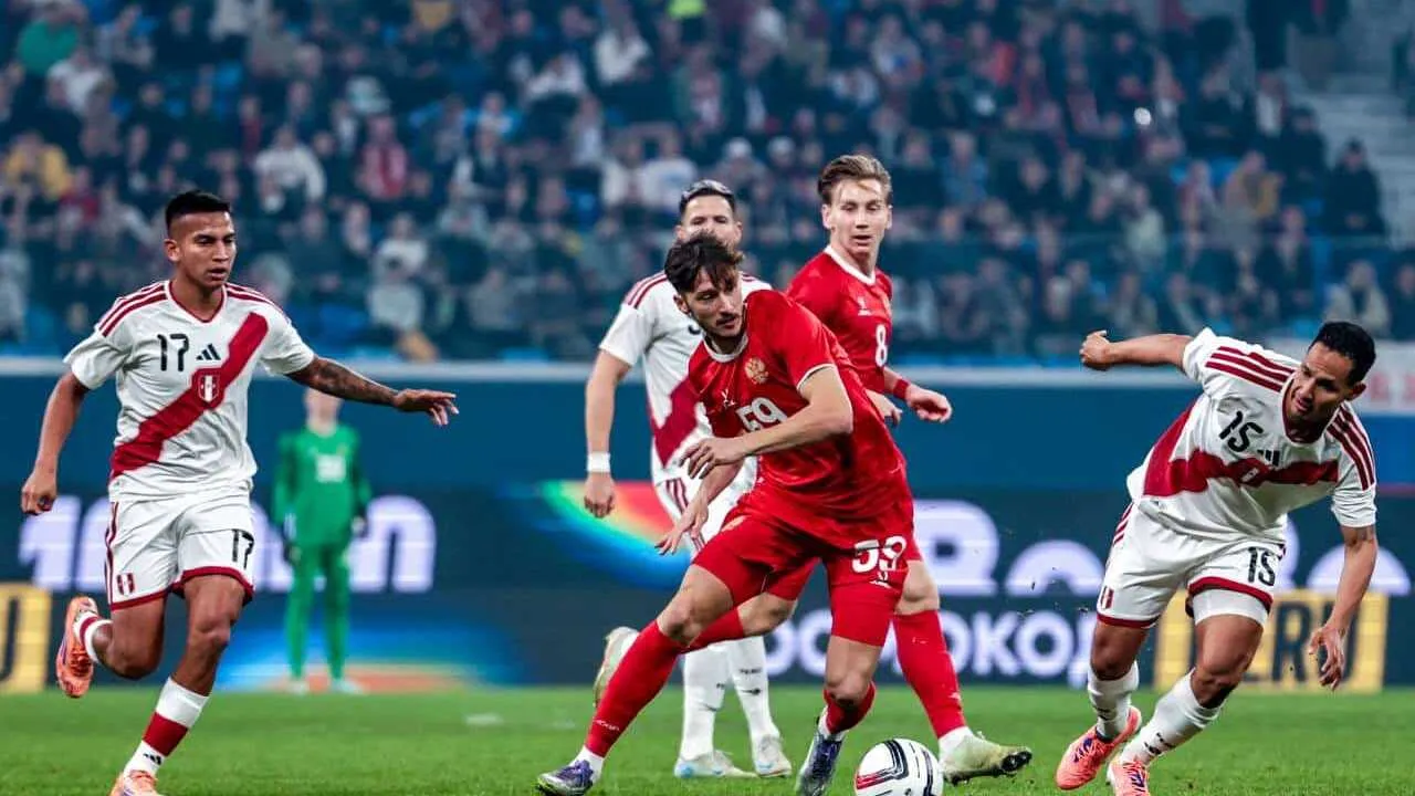 Rossiya va Peru durang o'ynadi: o'zbek hakamlari ishladi