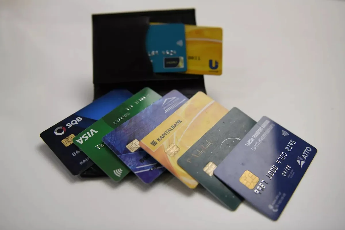 Yangi qoidalar bank kartalaridan foydalanishni yanada osonlashtiradi