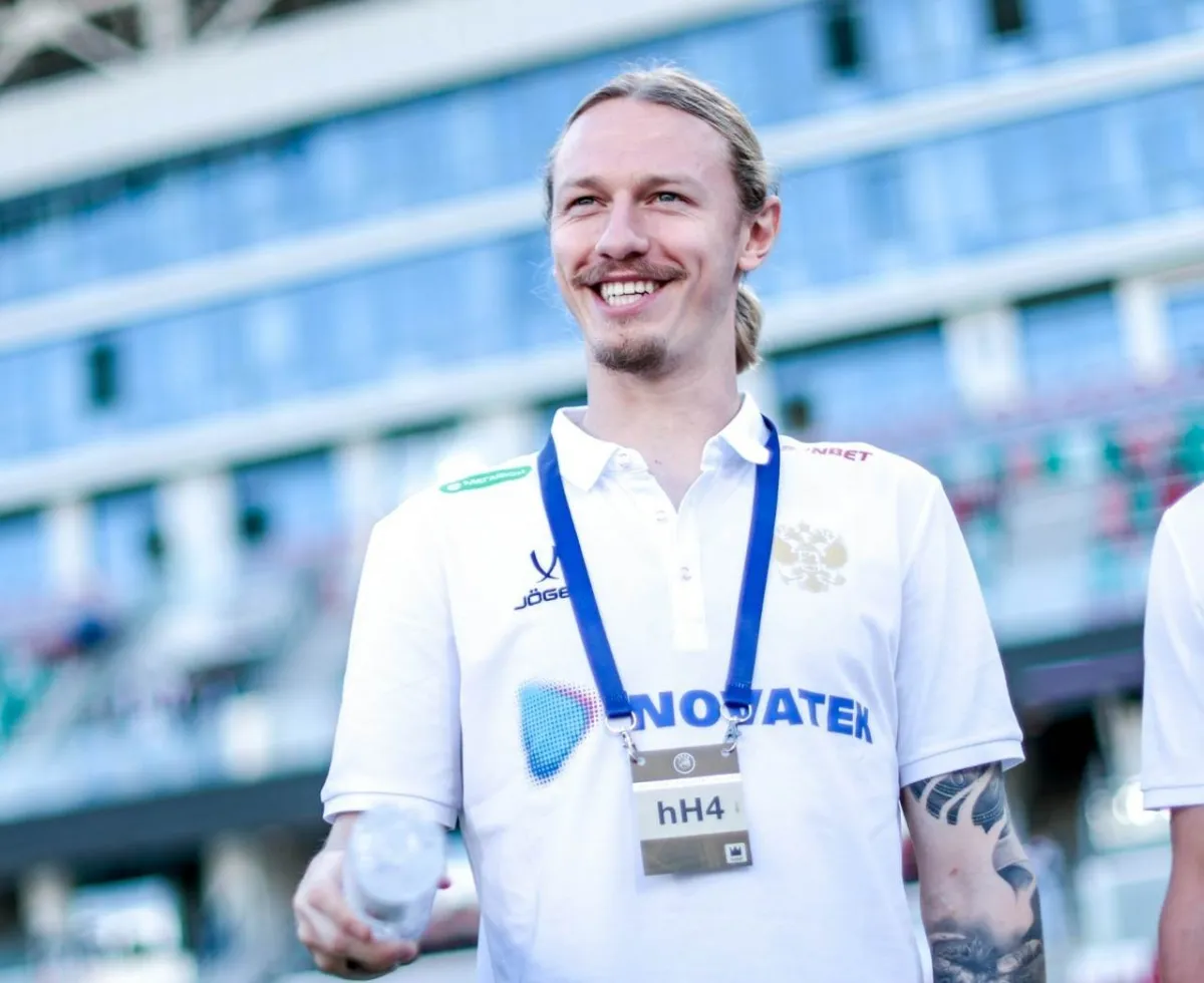 Ekspert: Safonov PSJni tark etishi kerak