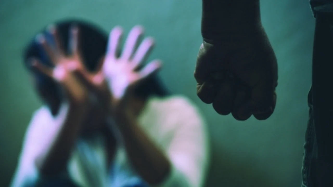 Toshkentda erkak ayoliga qurol ko‘tarib zo‘ravonlik qildi