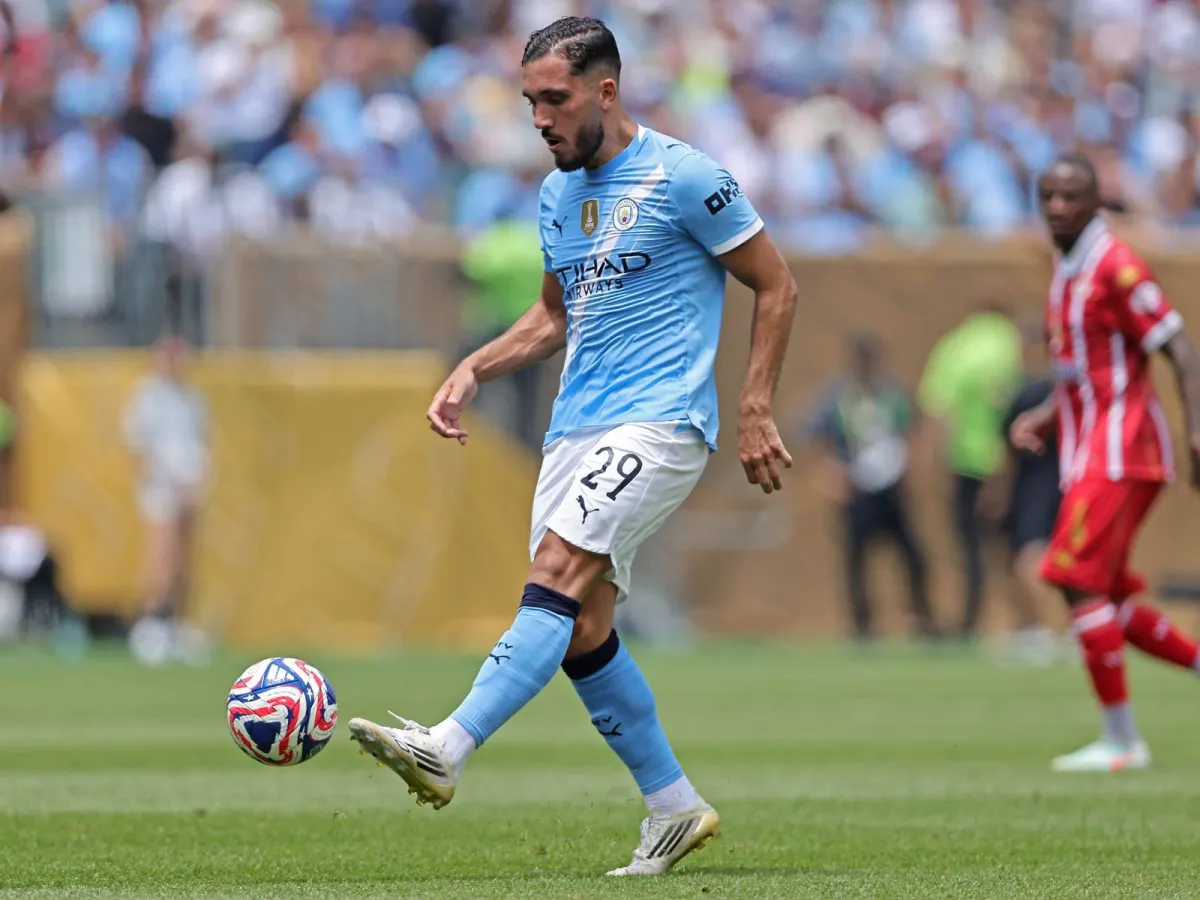 Sherki: Men eski maktab futbolchisiman