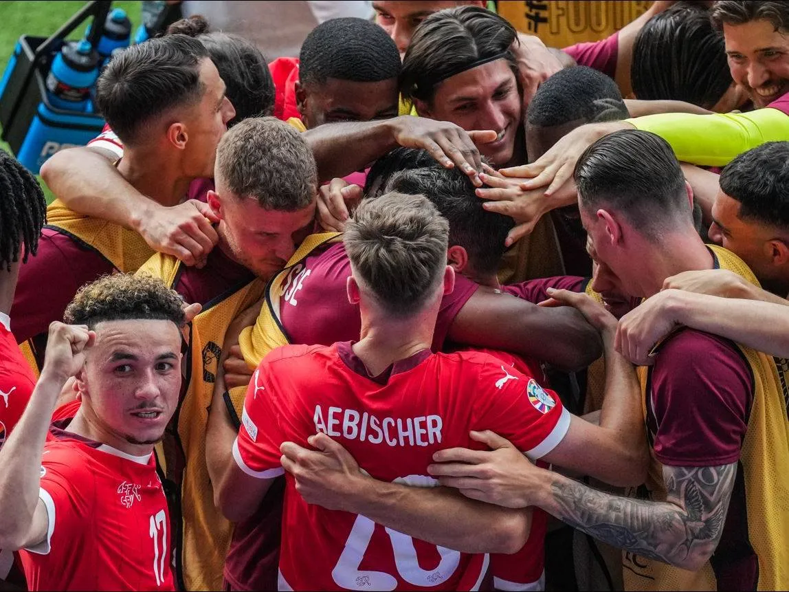 Shveytsariya Shvetsiyani yirik hisobda magʻlub etdi