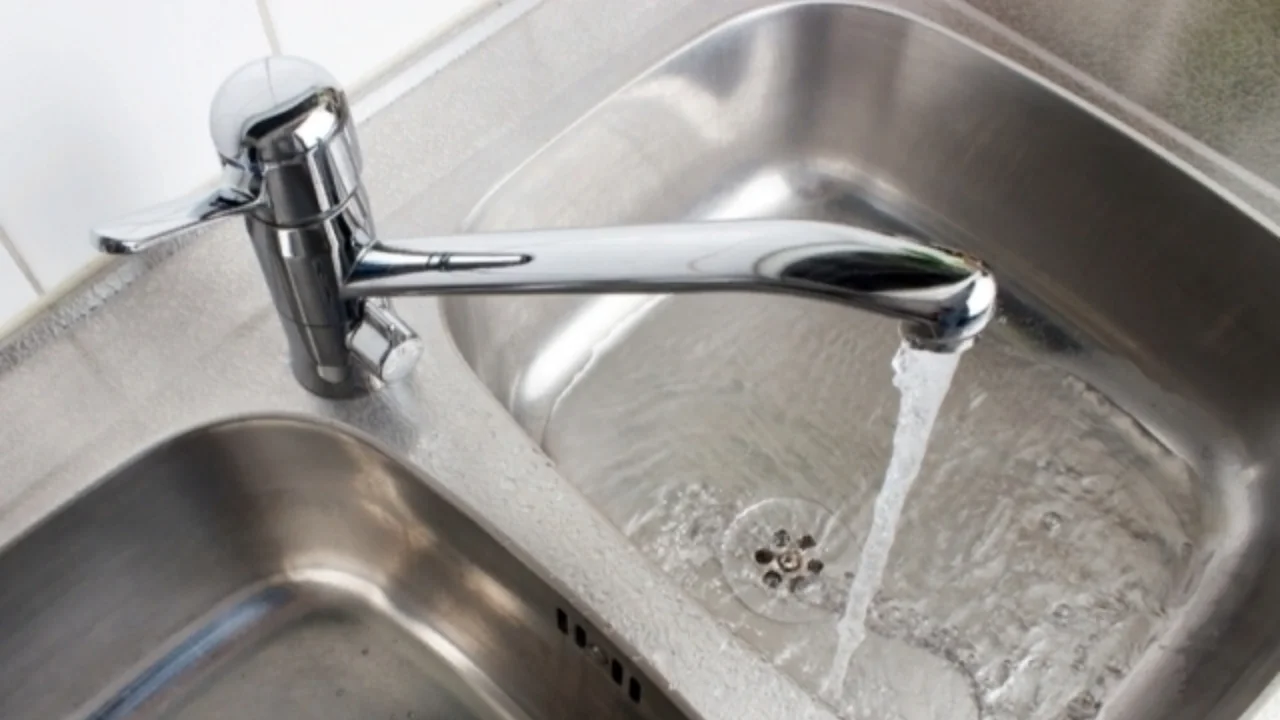 Qarzdorlik tufayli minglab iste’molchilar suv ta’minotidan uzildi