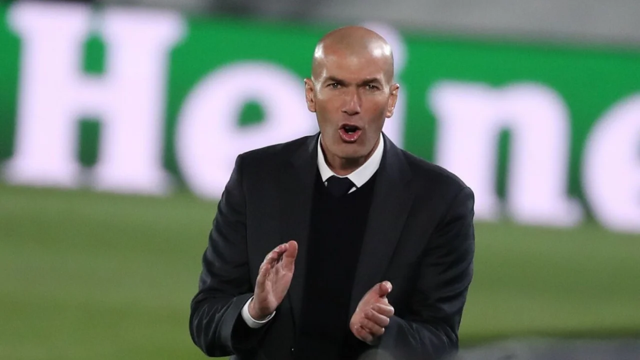 Zidan Fransiya termasi bosh murabbiyi bo‘lishi kutilmoqda