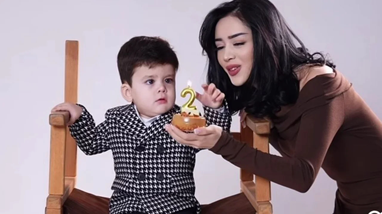 Charos G‘afurova o‘g‘li Safoning 2 yoshini samimiy tarzda nishonladi