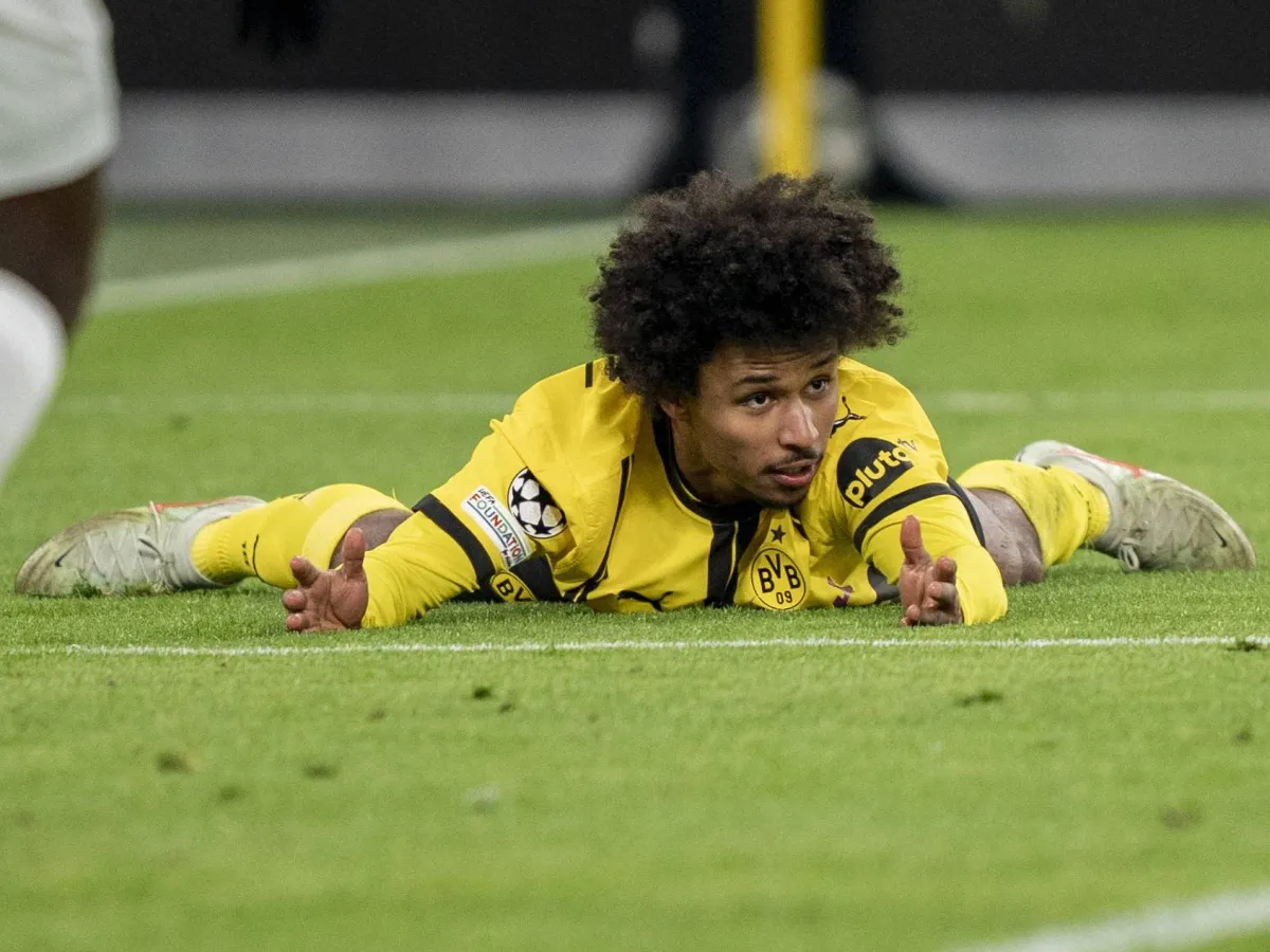 Karim Adeyemi Dortmundi tark etmoqchi