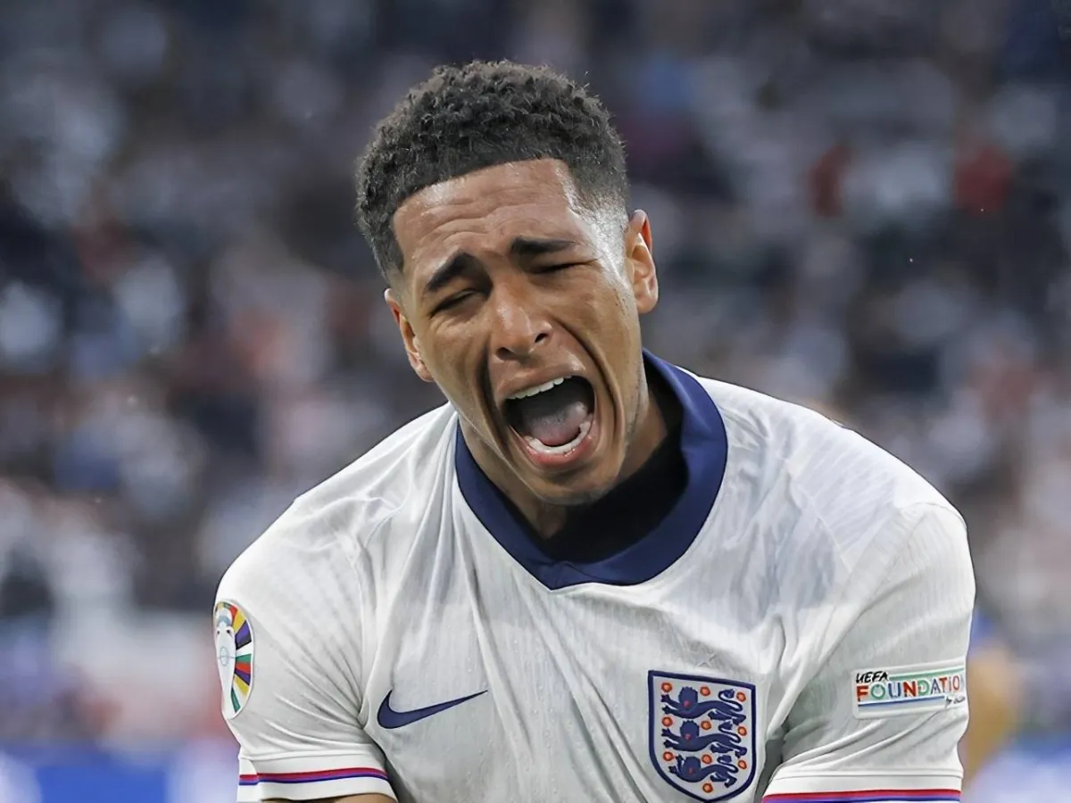 Yan Rayt Bellingemni himoya qildi: "Odamlar qora yulduzlarga tayyor emas"