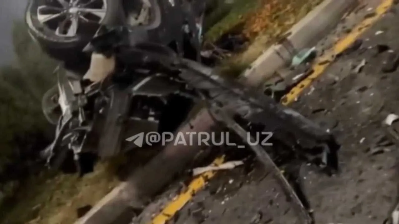 Toshkentda BMW va Tracker to'qnashdi