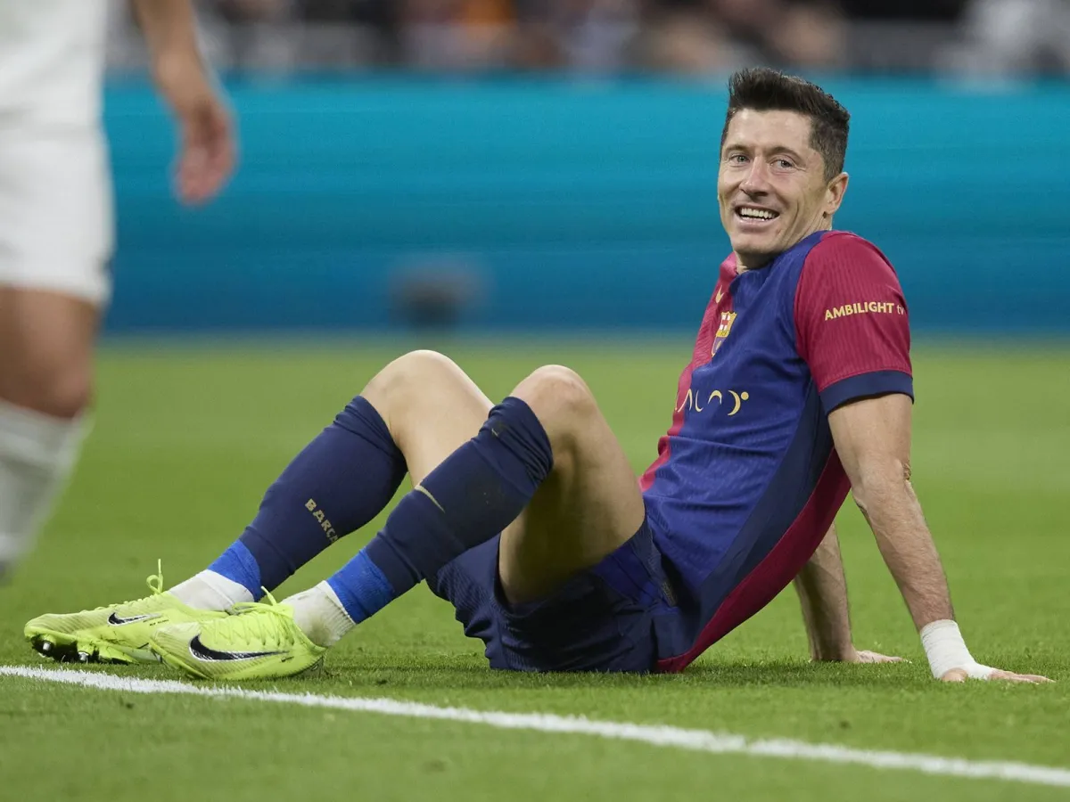 Barselona Levandovskidan gol urmaslikni so‘ragan