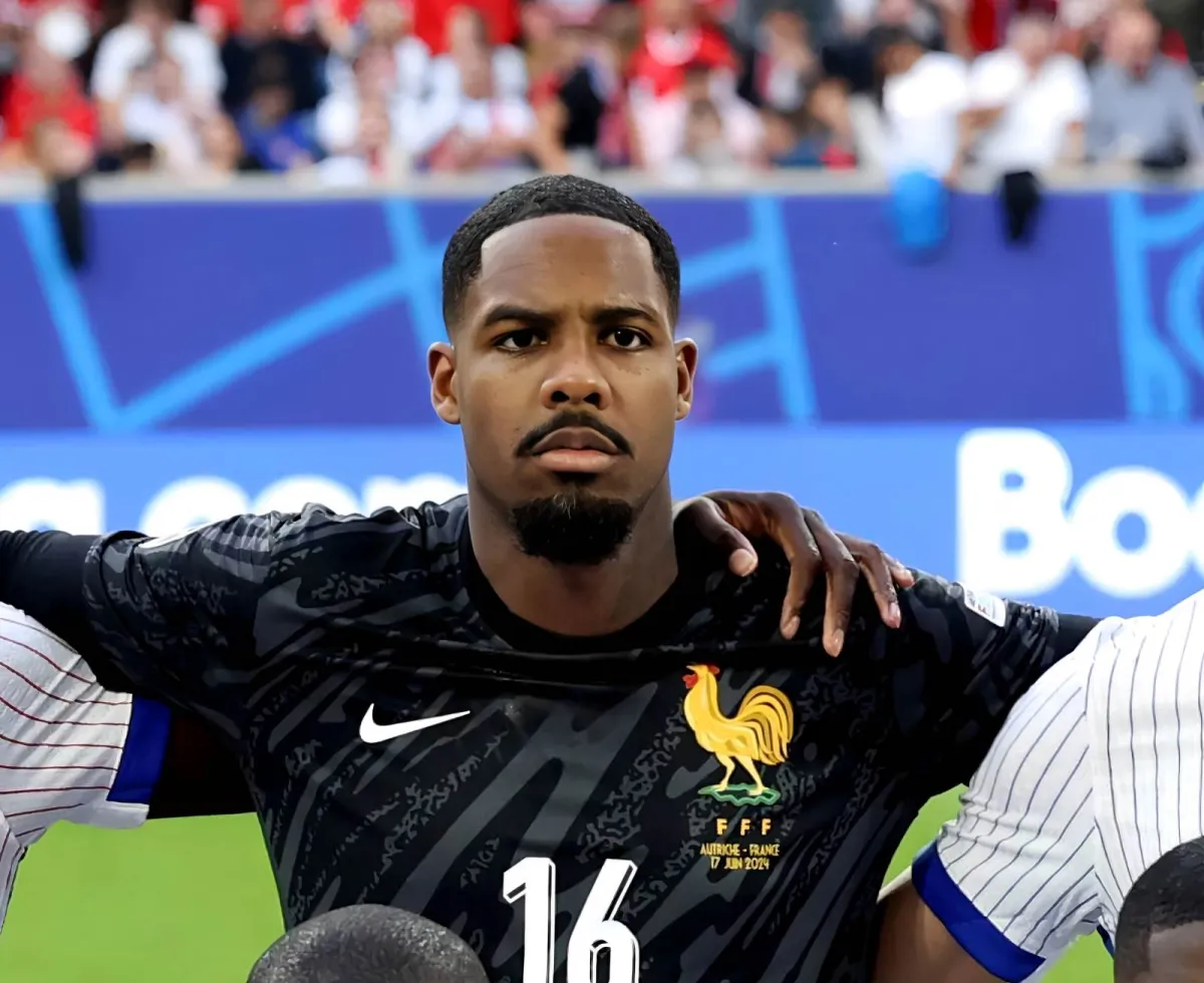 İyelpo: Maignan italyan darvozabonlaridan farq qiladi