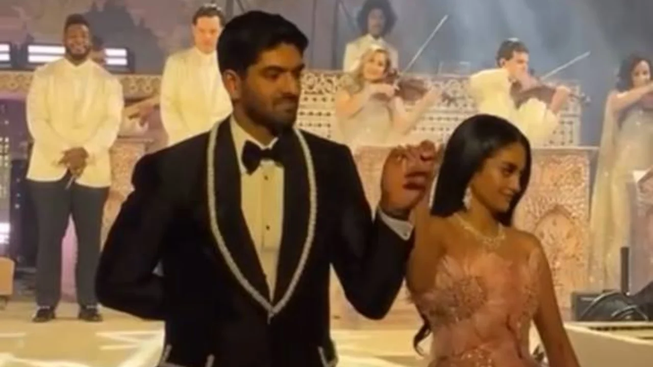 Jennifer Lopes va Trampning o‘g‘li Hindistondagi eng badavlat oilaning qizini to‘yida ishtirok etdi