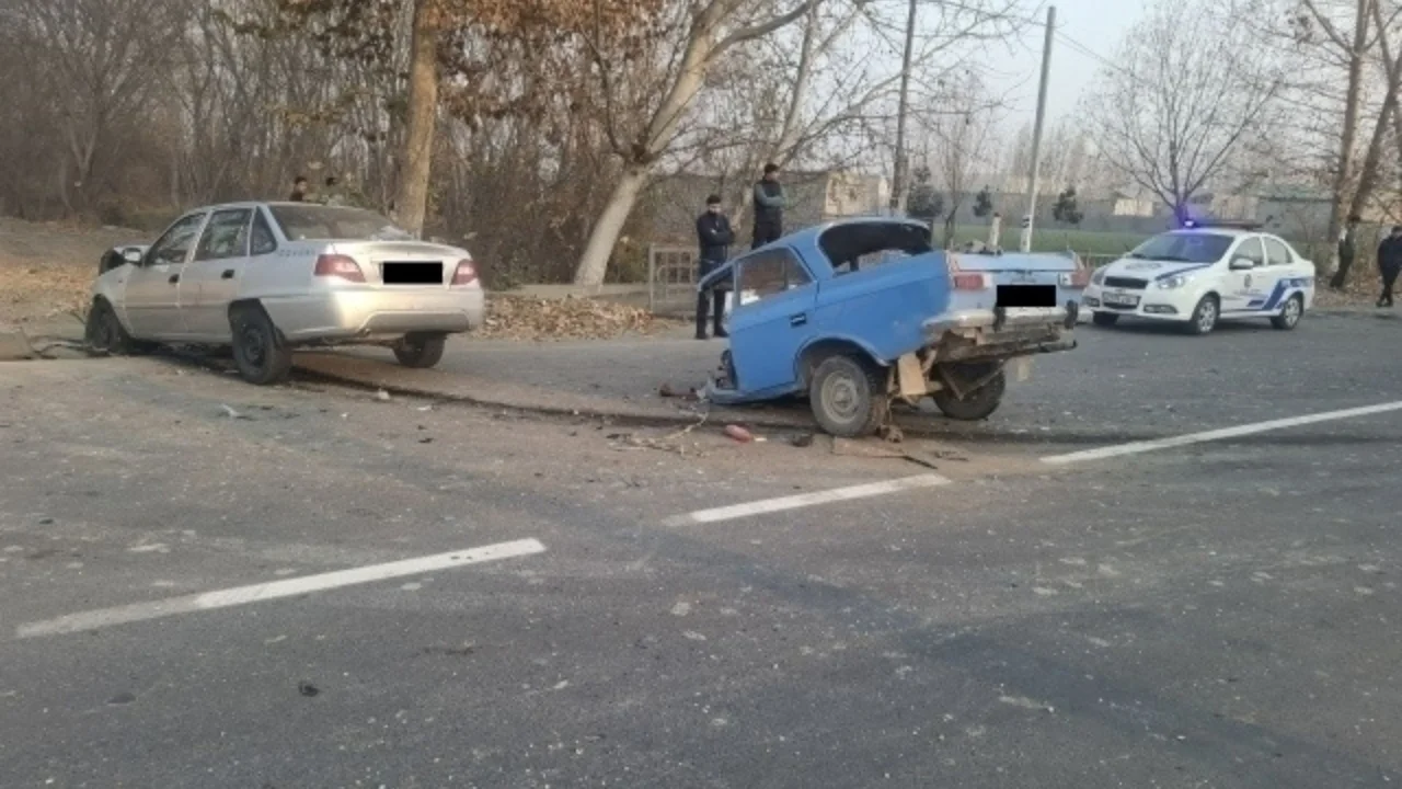 Farg‘onadagi YTHda Moskvich ikkiga bo‘linib ketdi