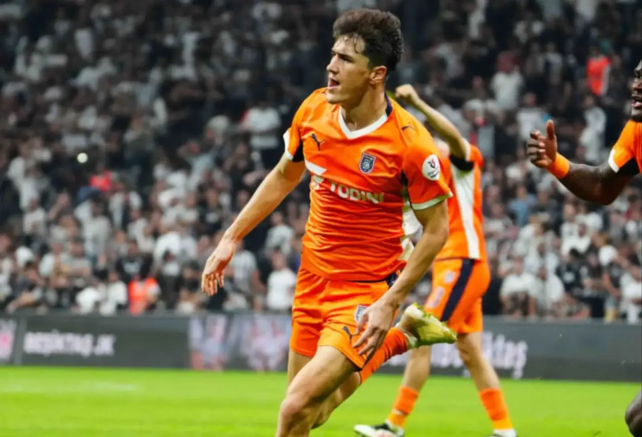 Orlov tan oldi: Shomurodov – eng zo‘r futbol intellektiga ega hujumchi!