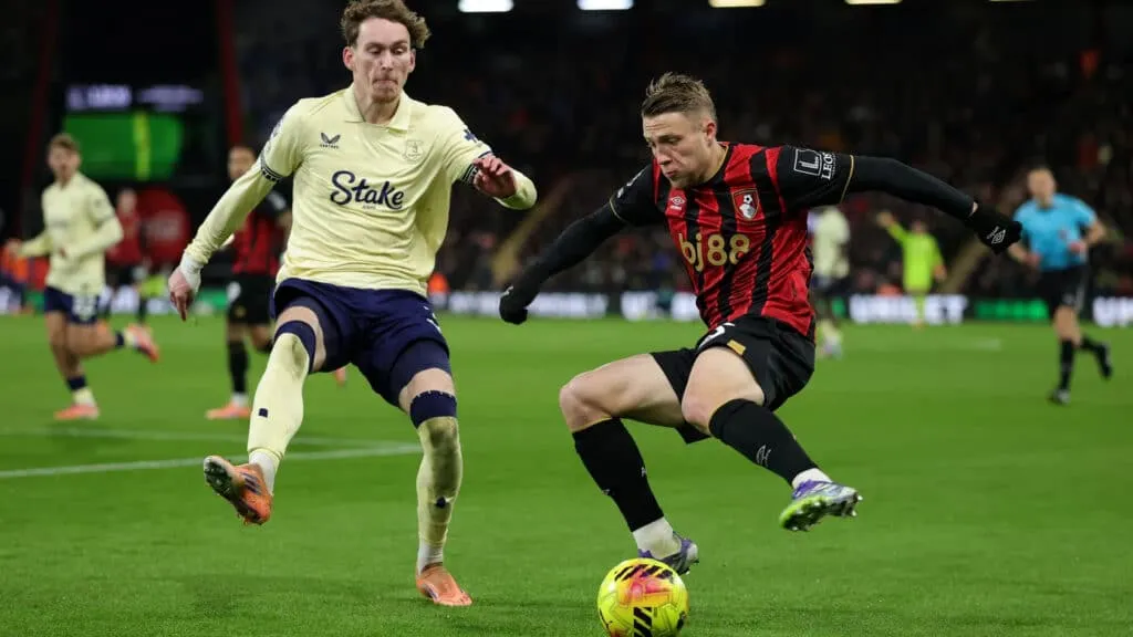 Grealishning goli Evertonga g'alaba keltirdi