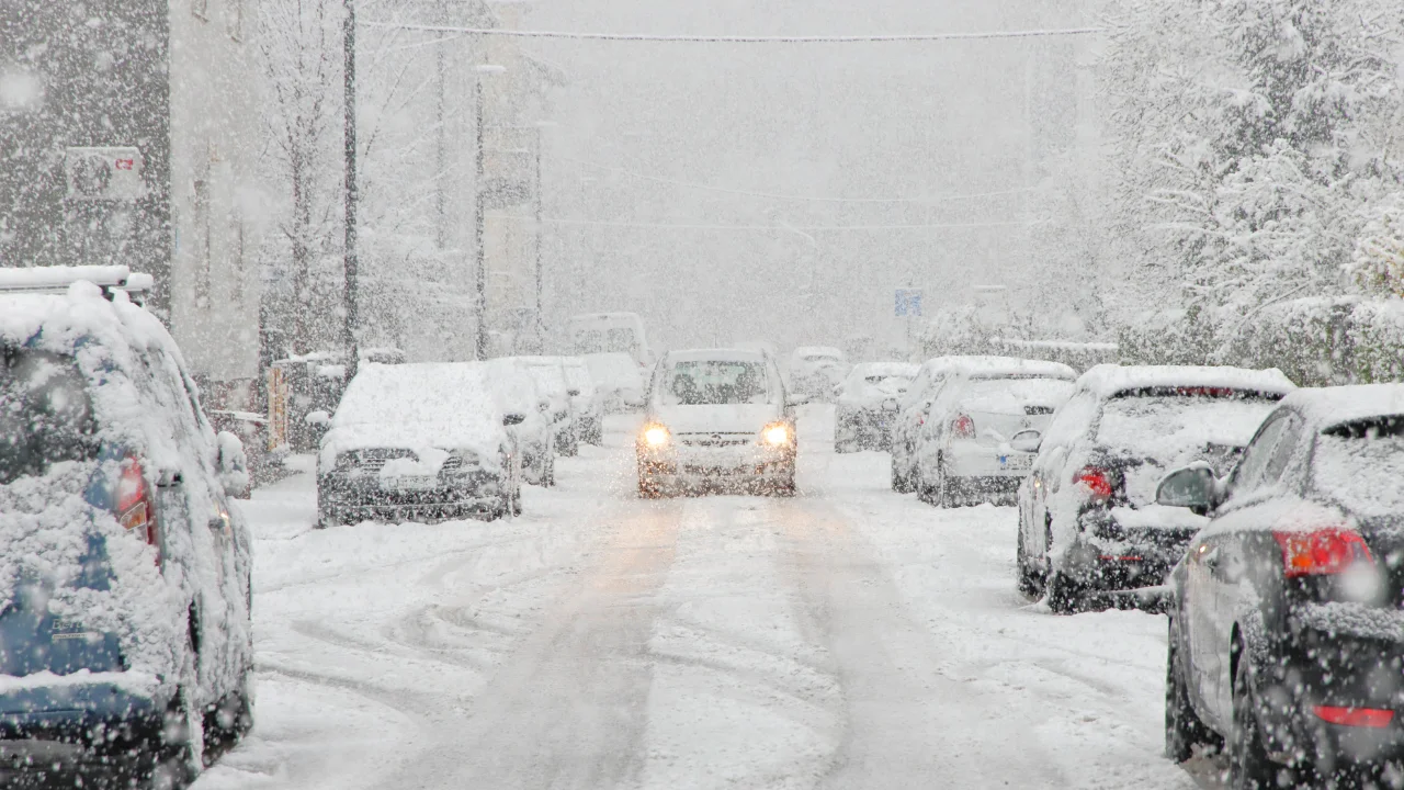 Dam olish kunlari havo soviydi: yomg‘ir qorga aylanishi mumkin