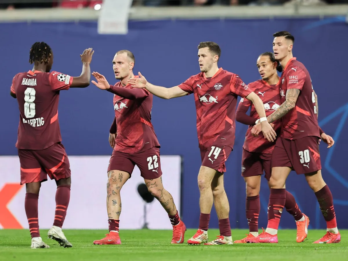 RB Leyptsig Ayntraxtni yanchib tashladi - 6:0