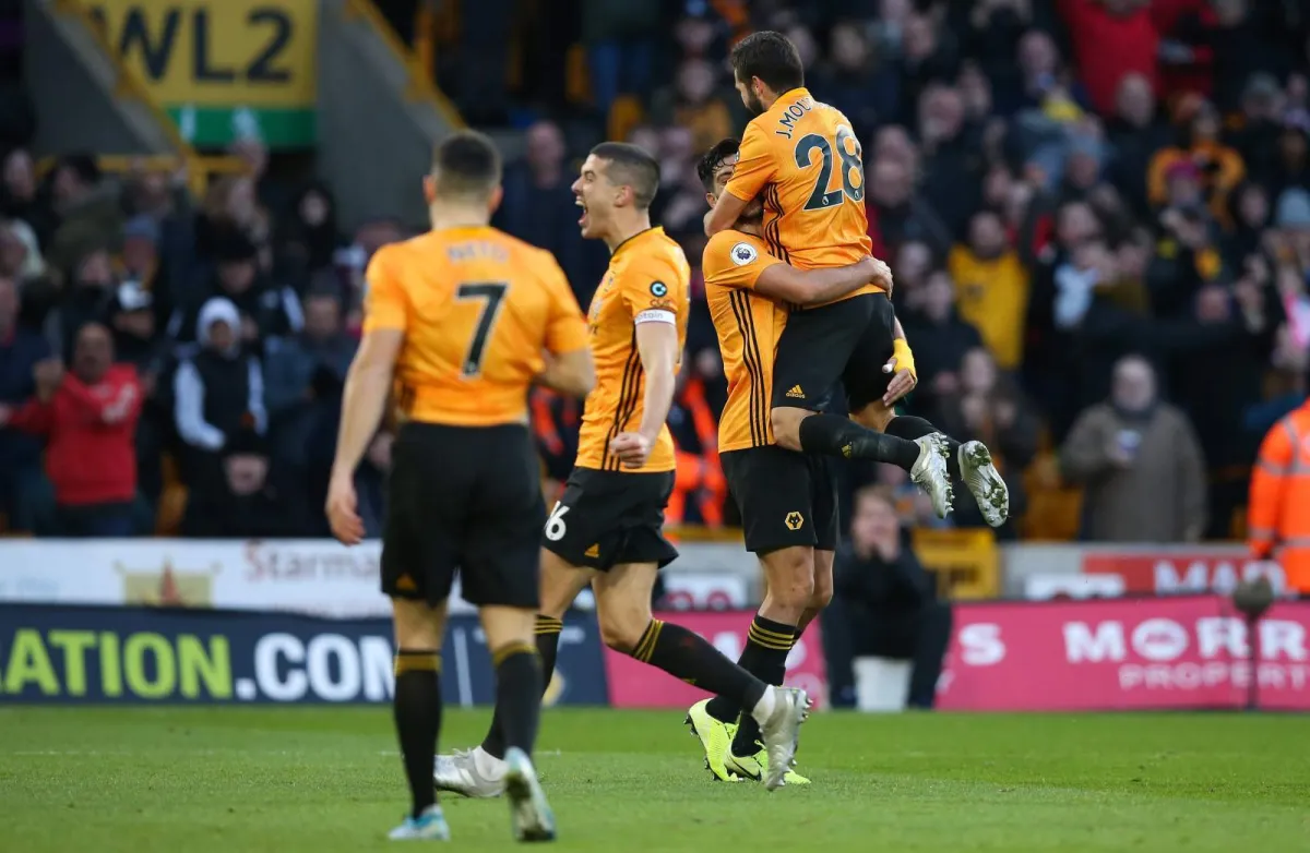 Vulverxempton APL antirekordini takrorladi