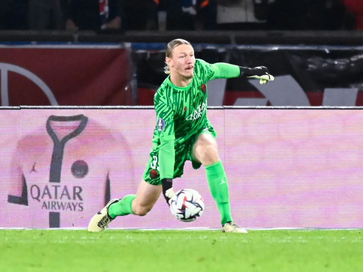 Safonov PSJ darvozasida asosiy o‘rinni talab qilmoqda