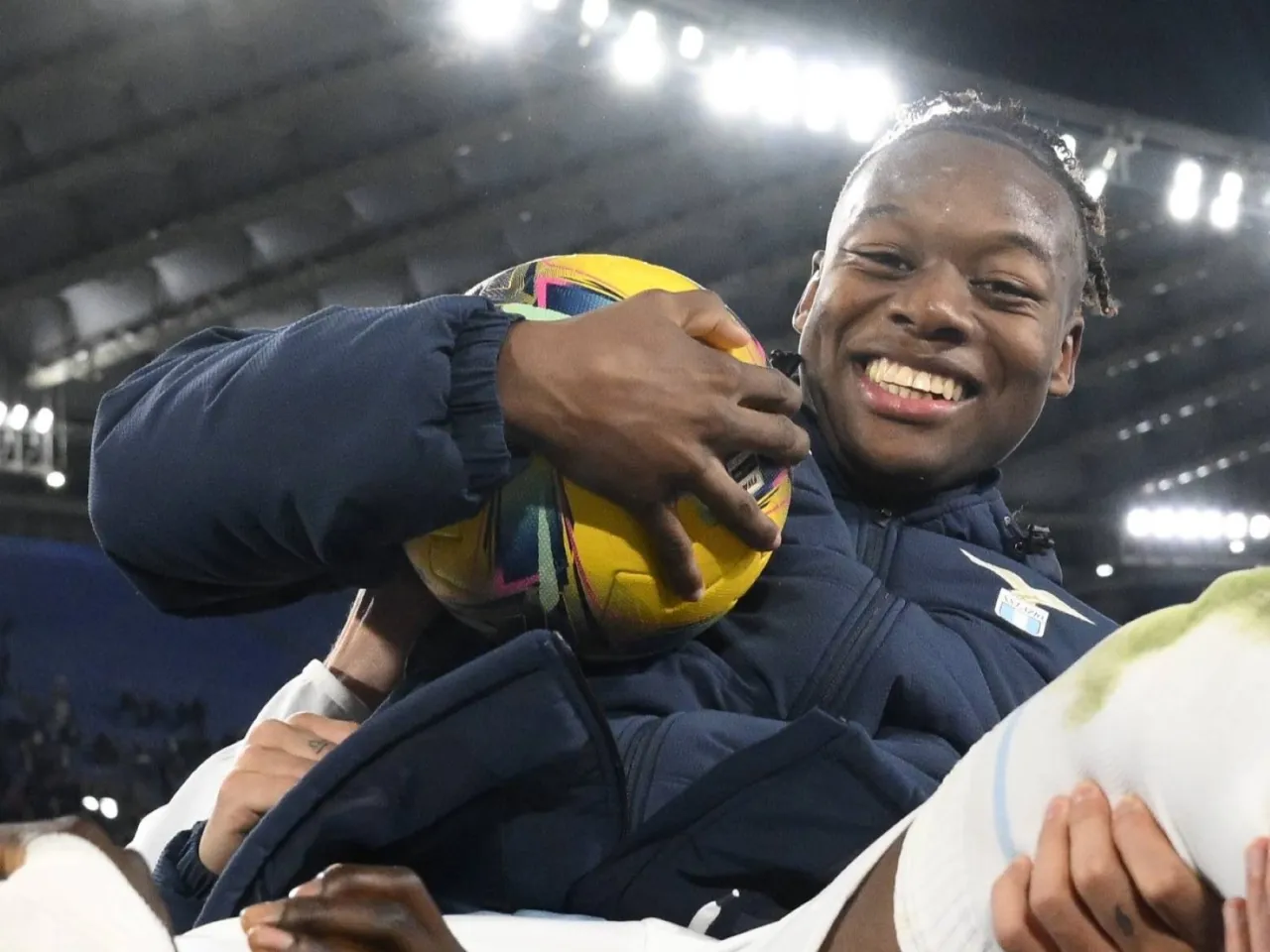 Latsio to'qqiz kishi bilan Parma ustidan g'alaba qozondi