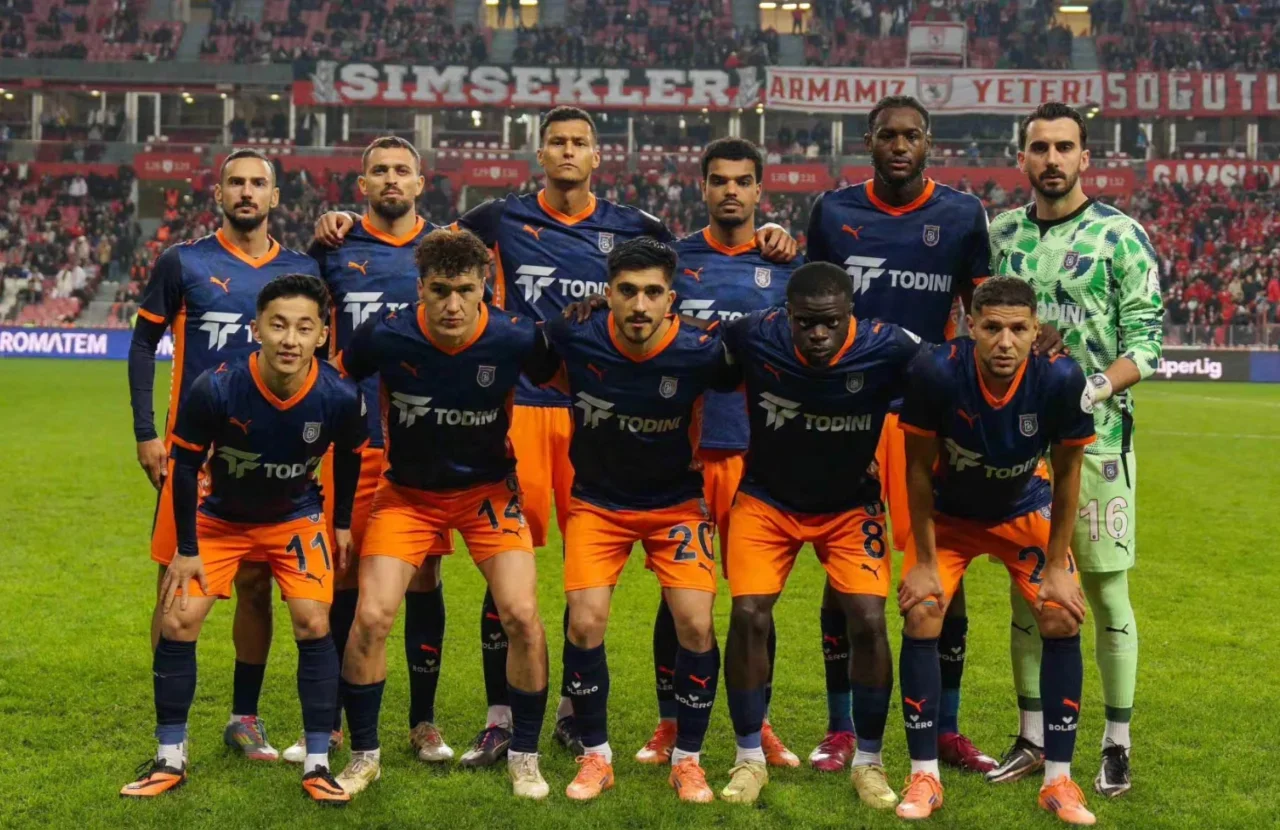 Shomurodov va Fayzullayev kechagi uchrashuvda necha baho olishdi? (video)