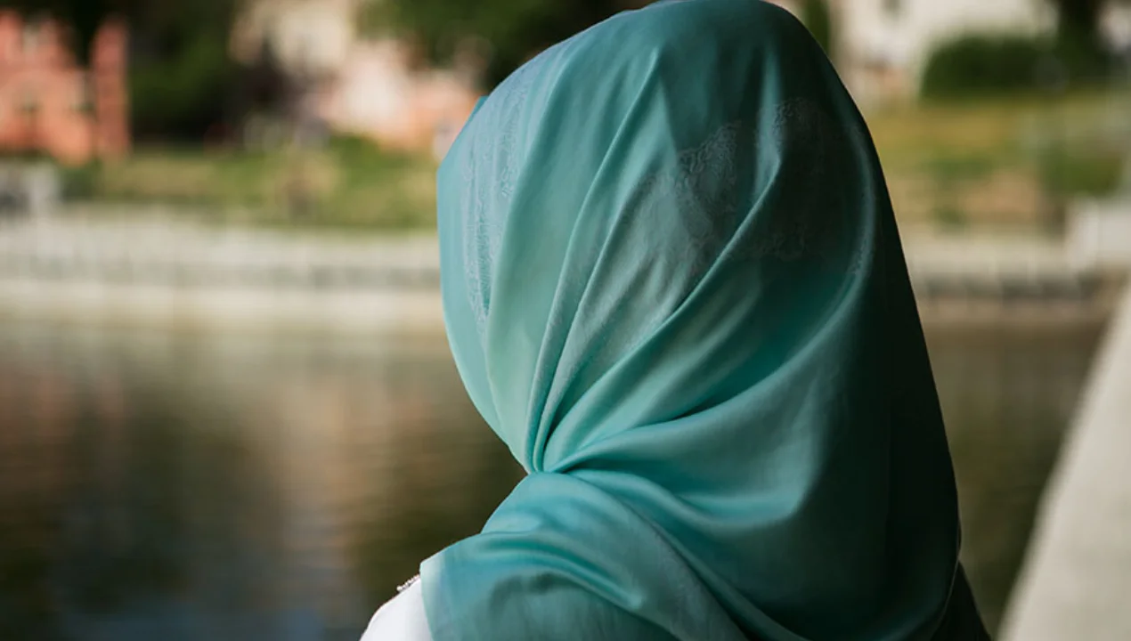 Ayol huquqlari shariat niqobi ortida cheklanmasligi kerak