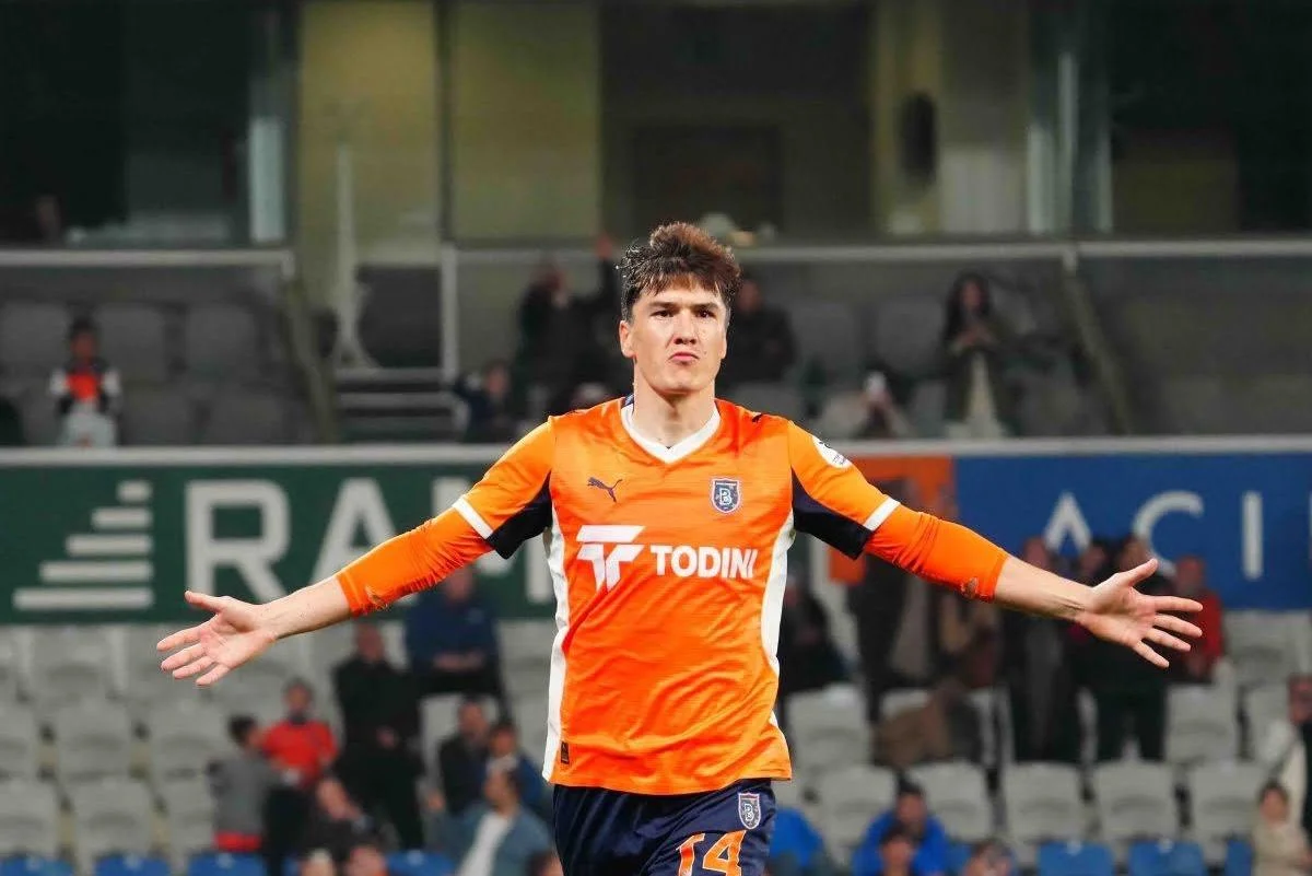 Eldor Shomurodov FIFA so‘rovnomasida o‘z tanlovini e’lon qildi