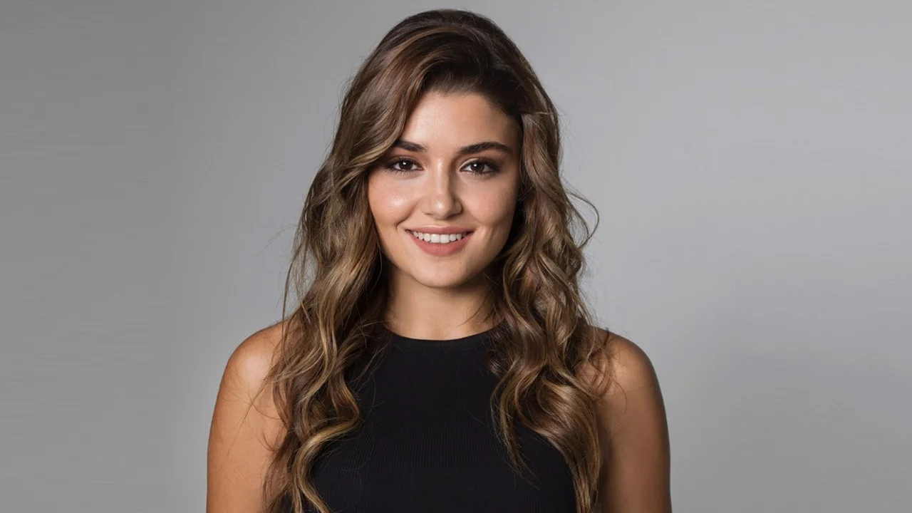 Turk aktrisasi Hande Erchel Londonga ko‘chib o‘tayotgani rostmi?