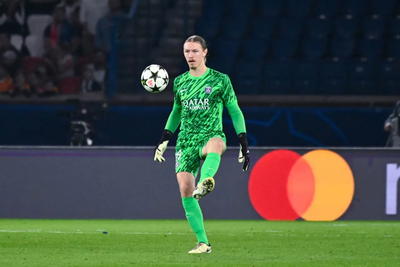 Luis Enrike Safonovning to'rtta penaltini qaytarishini yuqori baholadi