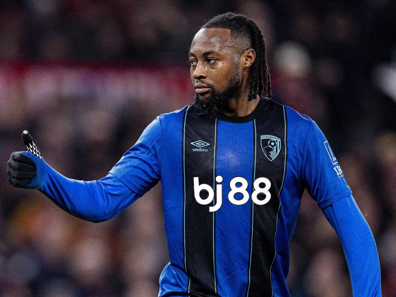 Manchester klublari Semenyo transferi yuzasidan Bornmutga chiqdi