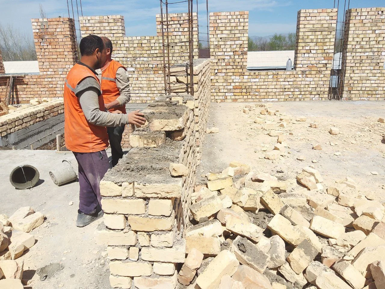 Uy olishda aldanib qolmang: Quruvchini tekshirish bo‘yicha muhim tavsiyalar