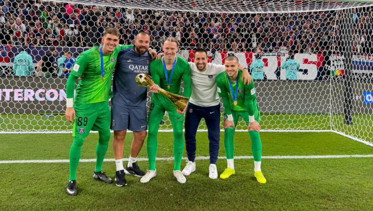 Luis Enrike Safonovning finaldagi qahramonligini yuksak baholadi