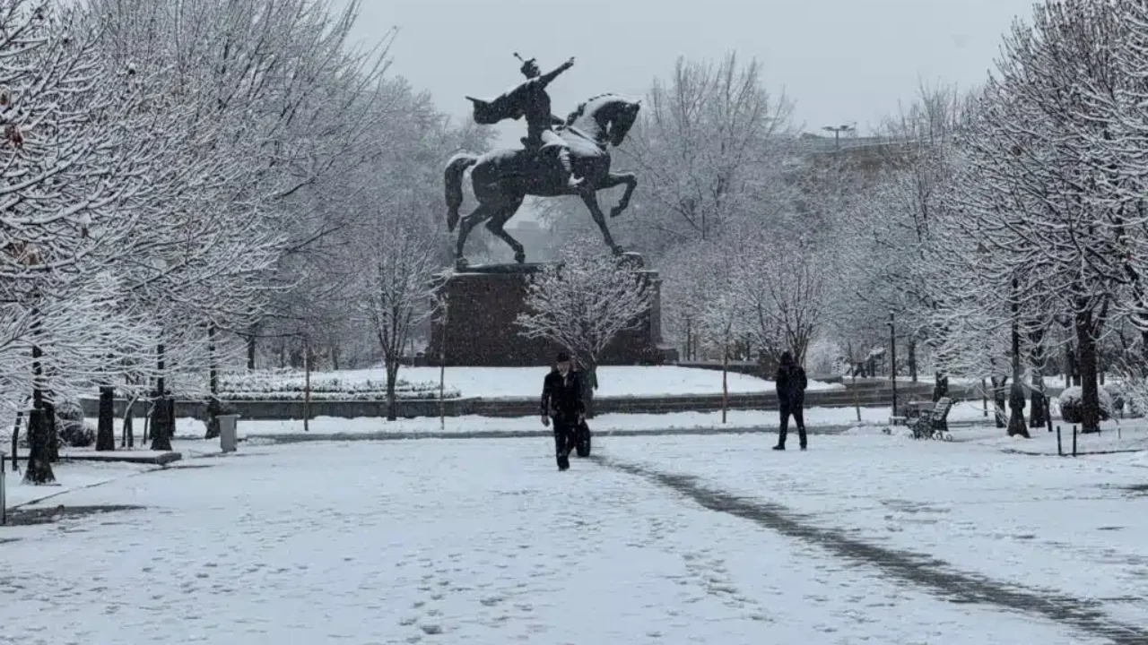 Dam olish kunlari vaqti-vaqti bilan yomg‘ir, qor kutilyapti