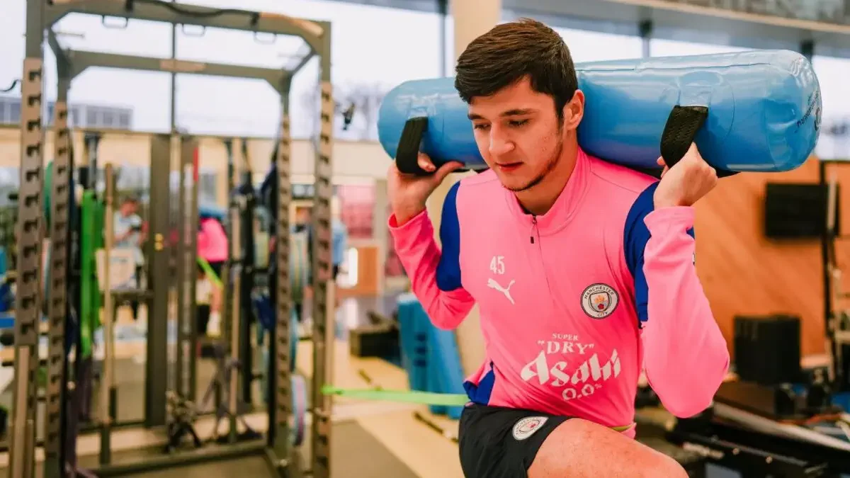 Husanovning «Liverpul»ga o‘tishi haqidagi mish-mishlarga aniqlik kiritildi