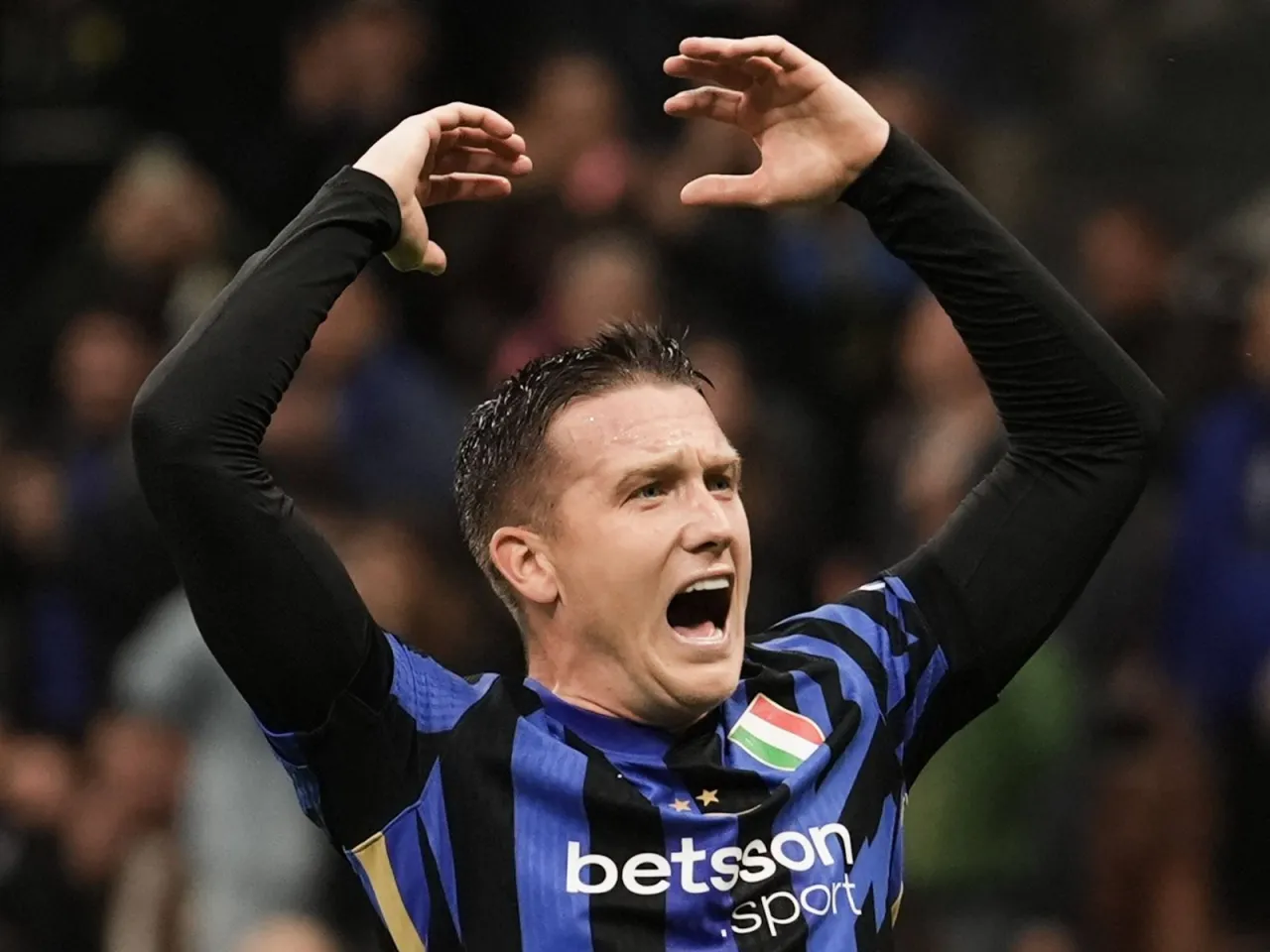 Zelinskiy kramplar sabab maydonni tark etdi