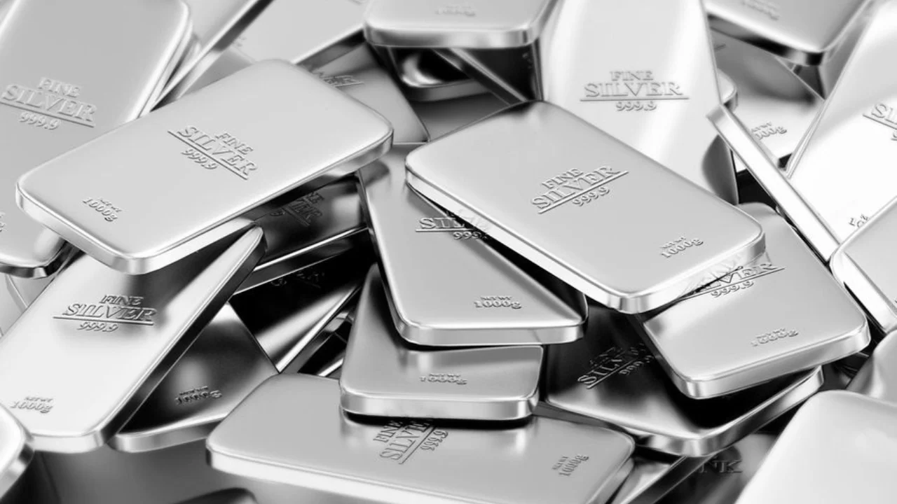 Kumush narxi rekord darajada qimmatlashdi