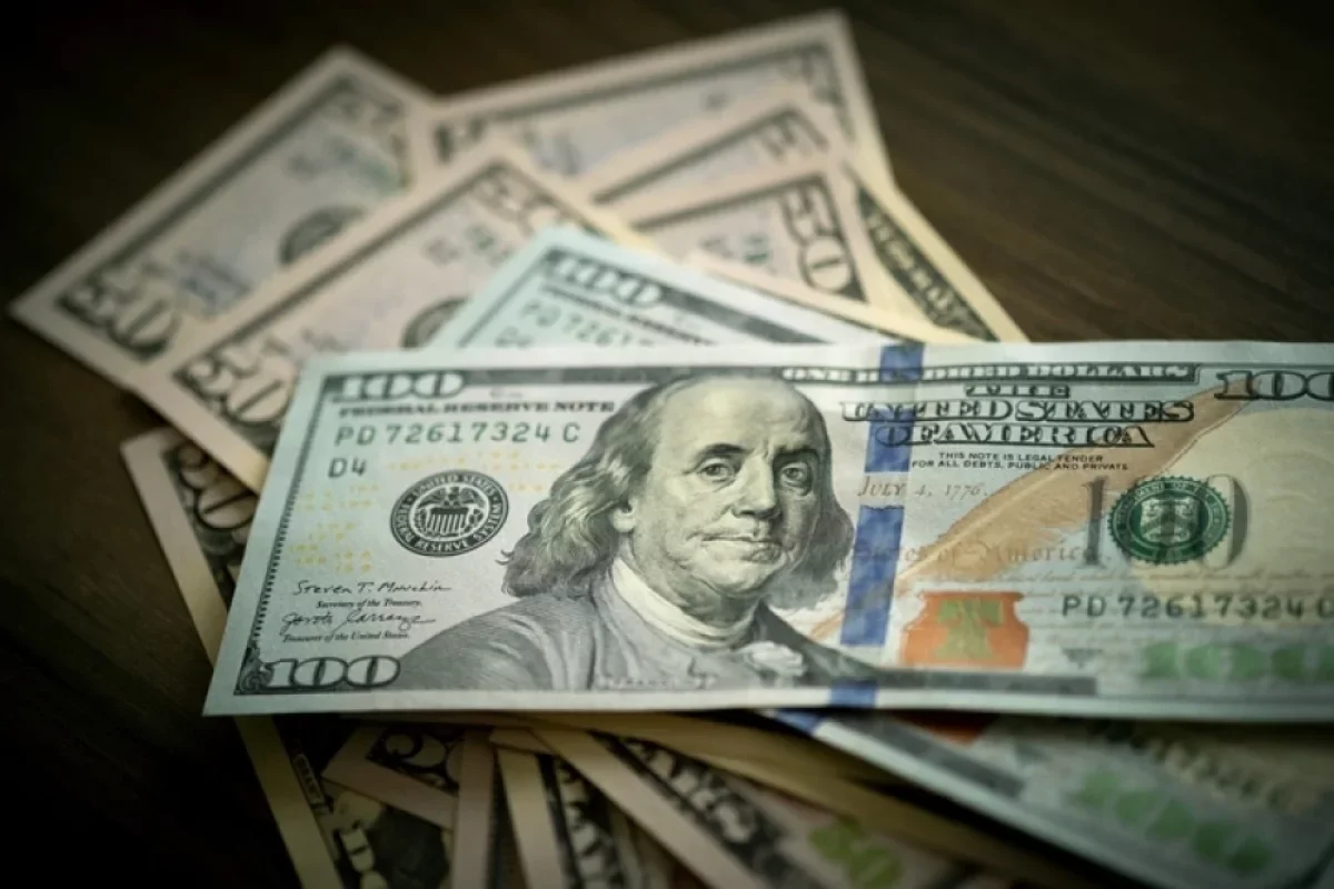 Yevroosiyo taraqqiyot banki: 2026 yilda dollar kursi qanday bo‘ladi?