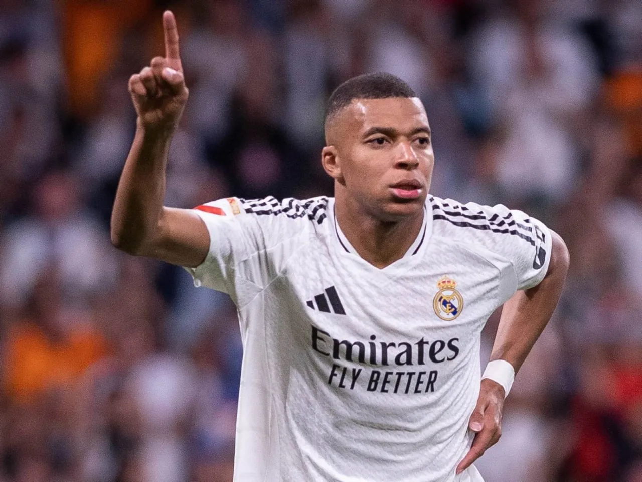 Mbappe Ronaldu rekordini takrorlab, unga murojaat qildi